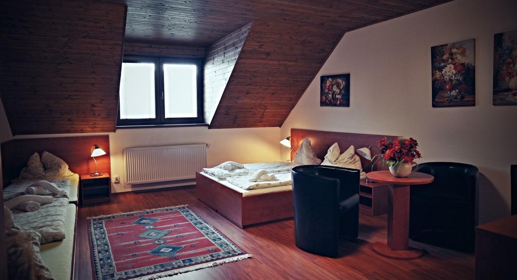 Penzion Šejby Zewnętrze zdjęcie
